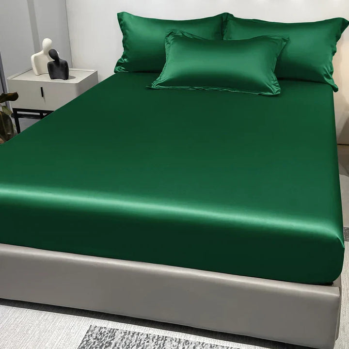 Lisslune | SatinDreams Luxury Fitted Sheet | Silky Satin Bed Sheet | Breathable & Cooling | Wrinkle-Free | Easy Care