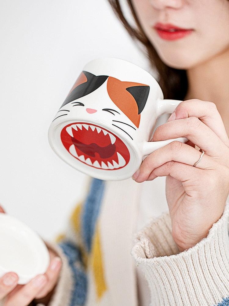 Lisslune | Beautiful cat-inspired ceramic mug set with matching spoon and lid