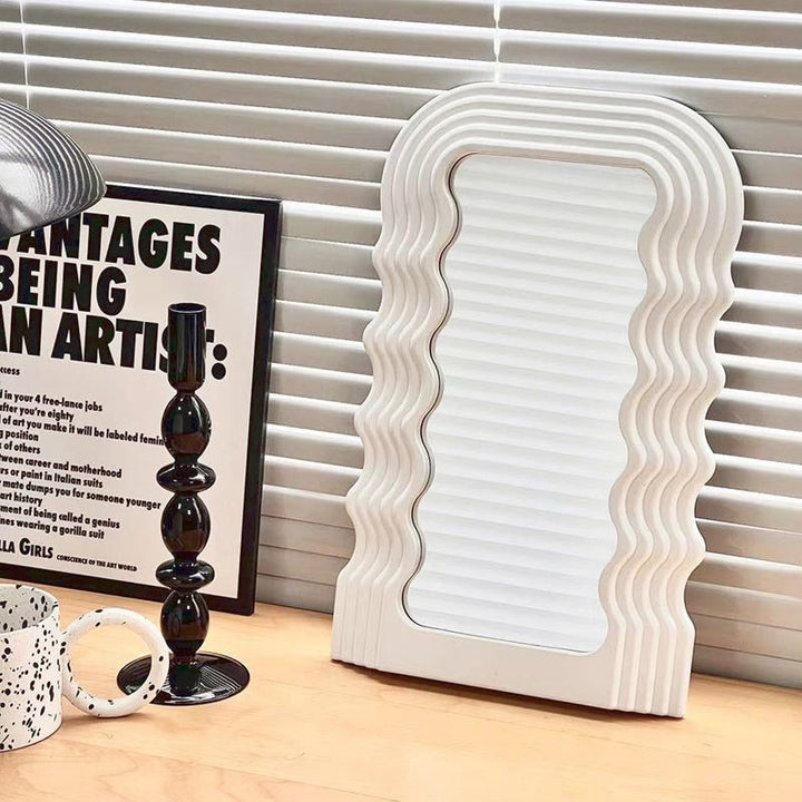 Lisslune | Wave Shock Retro Mirror