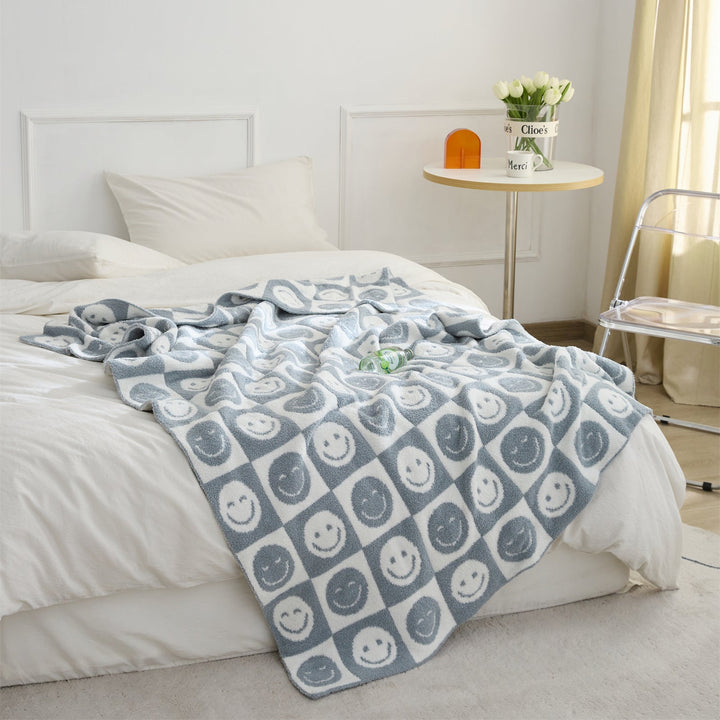 Lisslune | Smiley Checked Blanket