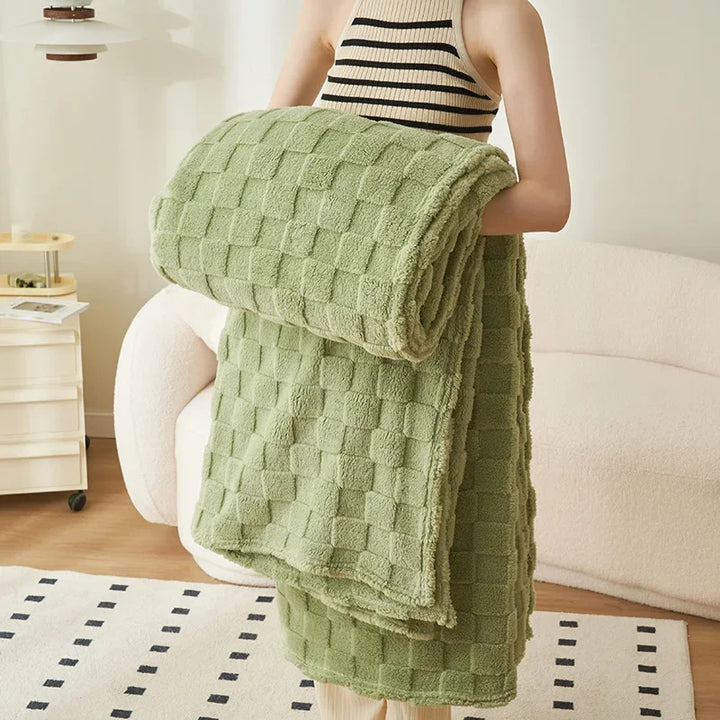 Lisslune | Cozy Checkered Blanket