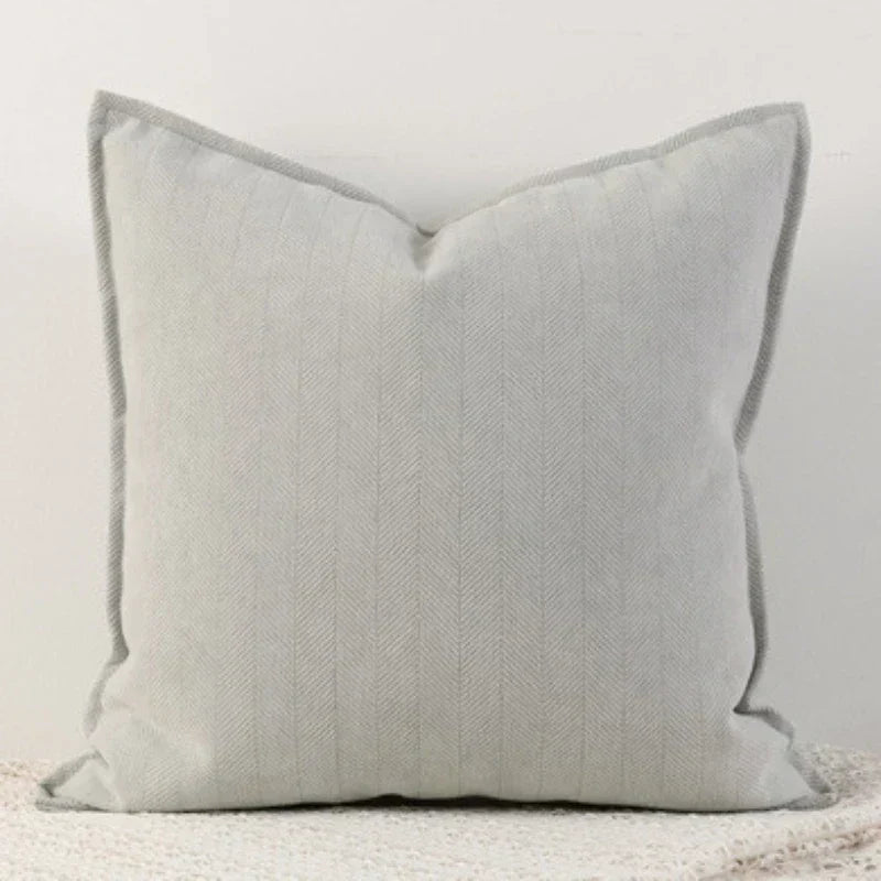 Lisslune | PureChenille - Elegant Cushion Cover for a Cozy Ambience