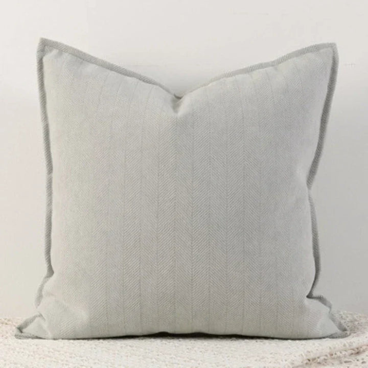 Lisslune | PureChenille - Elegant Cushion Cover for a Cozy Ambience