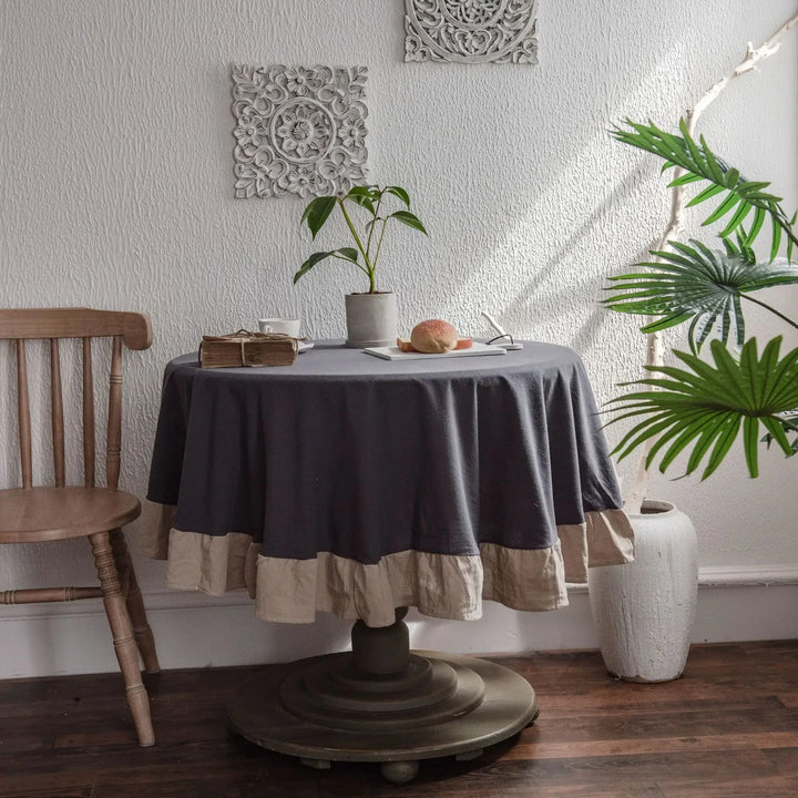 Lisslune | Charm Ruffle Tablecloth