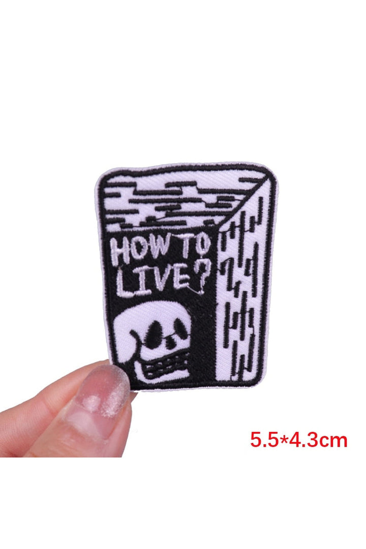Lisslune | Ghost Style Embroidered Patch