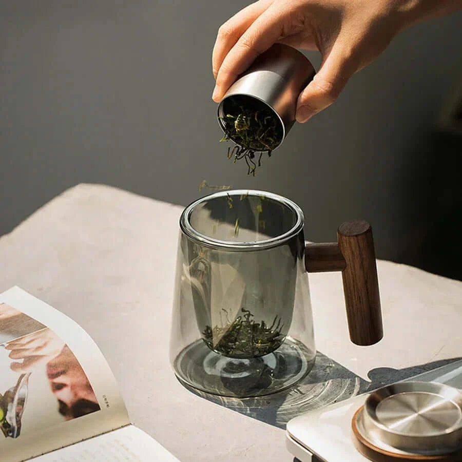 Lisslune | Ultramodern Glass Tea Cup with Filter and Lid
