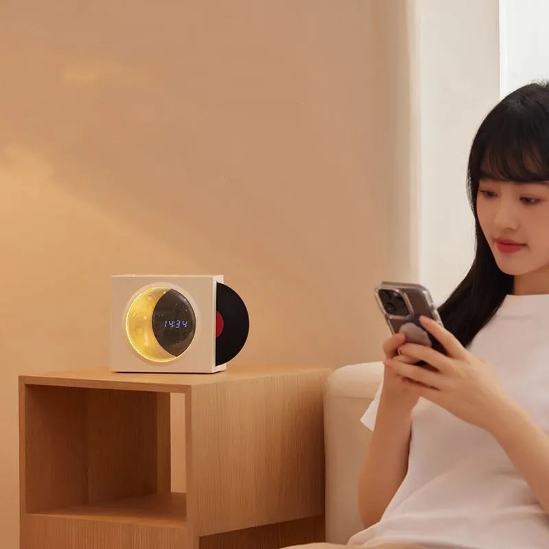Lisslune | Lunar Tune Wireless Speaker Clock