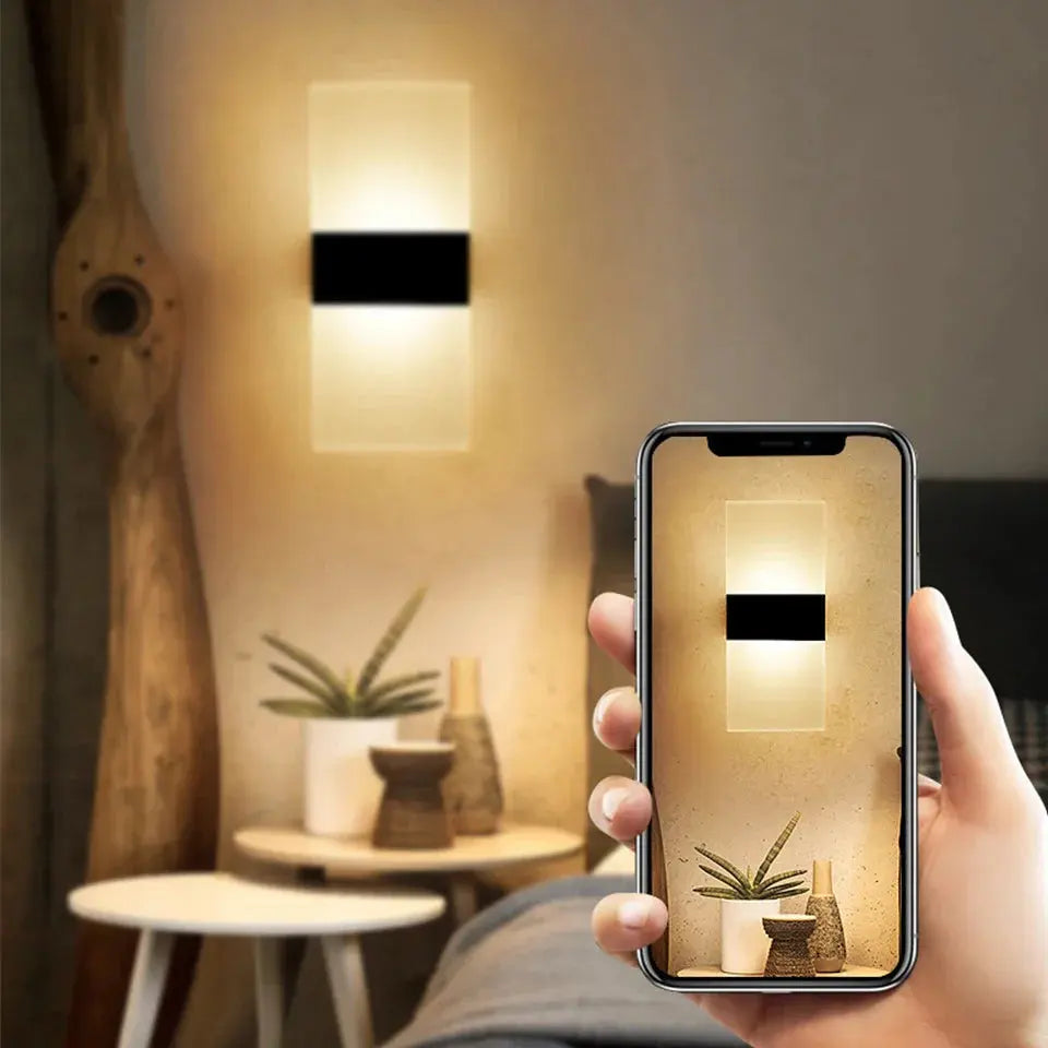 Lisslune | Éclatante - Touch Panel Wall Light USB rechargeable
