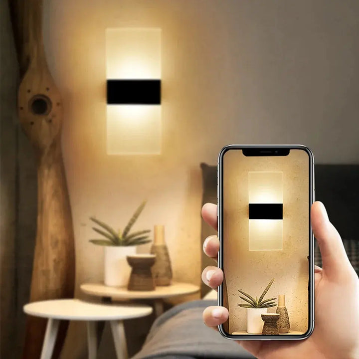 Lisslune | Éclatante - Touch Panel Wall Light USB rechargeable