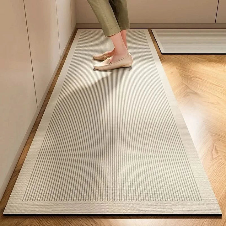 Lisslune | Minimalist Non-Slip Kitchen Floor Mat – Easy Clean