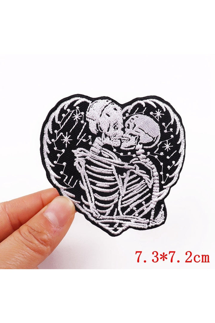 Lisslune | Ghost Style Embroidered Patch
