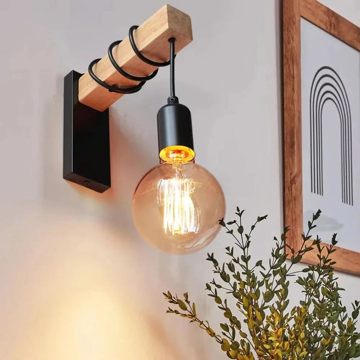 Lisslune | Vintage Wood & Iron Wall Lamp – RetroLume E27