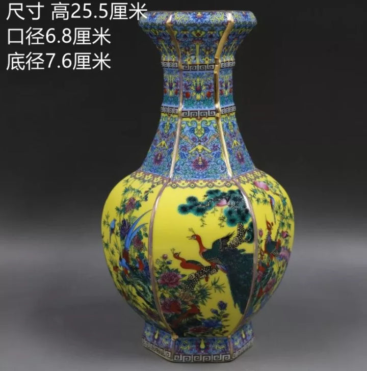 Lisslune | Antique Royal Chinese Porcelain Vase