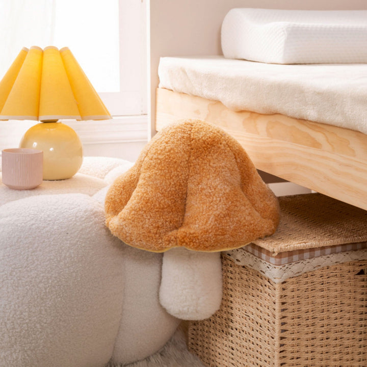 Lisslune | Fluffy Mushroom Cushion