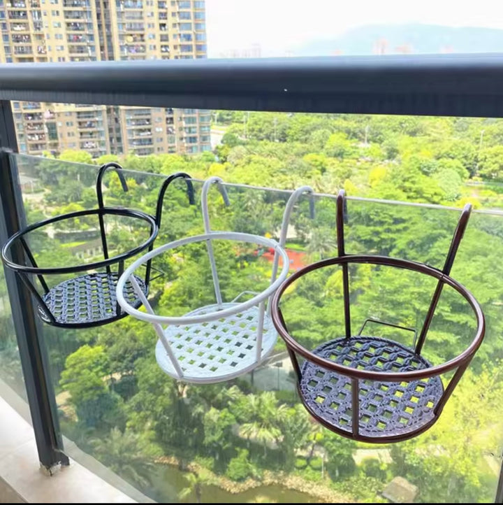 Lisslune | 3Pc Over the Balcony Flower Pot Holder Black Nov