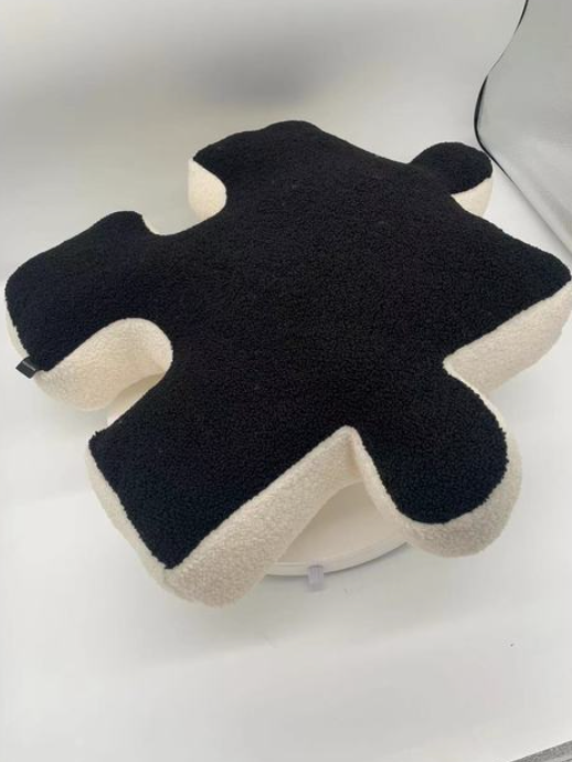 Lisslune | Puzzle Block Pillow