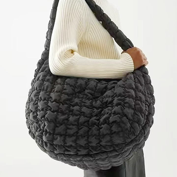 Lisslune | Cross Quilt X-Large Shoulder Bag