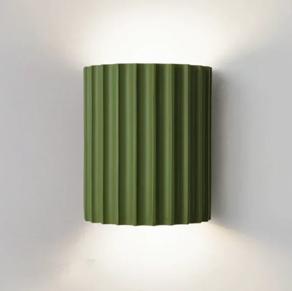 Lisslune | Contemporary wall lamp made of resin