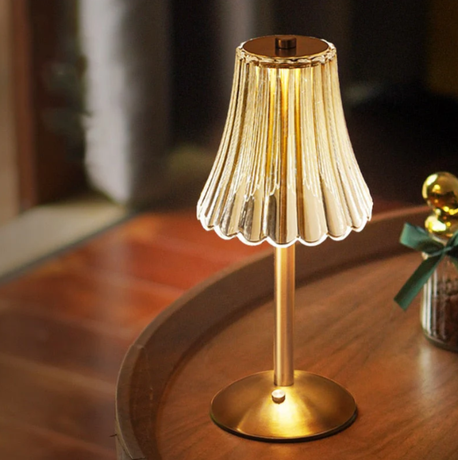 Lisslune | Rechargeable USB LED Table Lamp in Retro Design