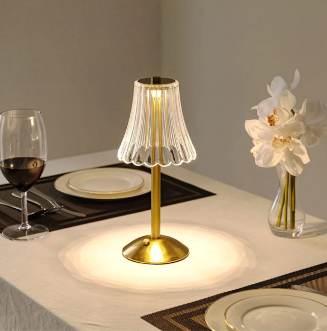 Lisslune | Rechargeable USB LED Table Lamp in Retro Design