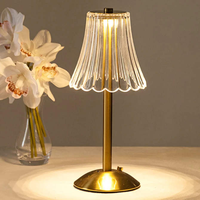 Lisslune | Rechargeable USB LED Table Lamp in Retro Design