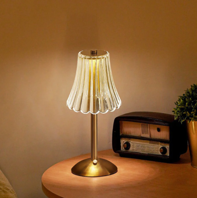 Lisslune | Rechargeable USB LED Table Lamp in Retro Design