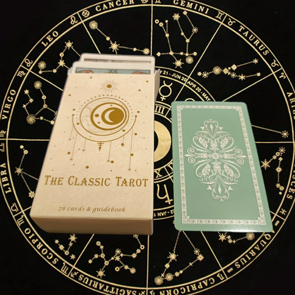 Lisslune | Traditional Tarot deck with 78 cards