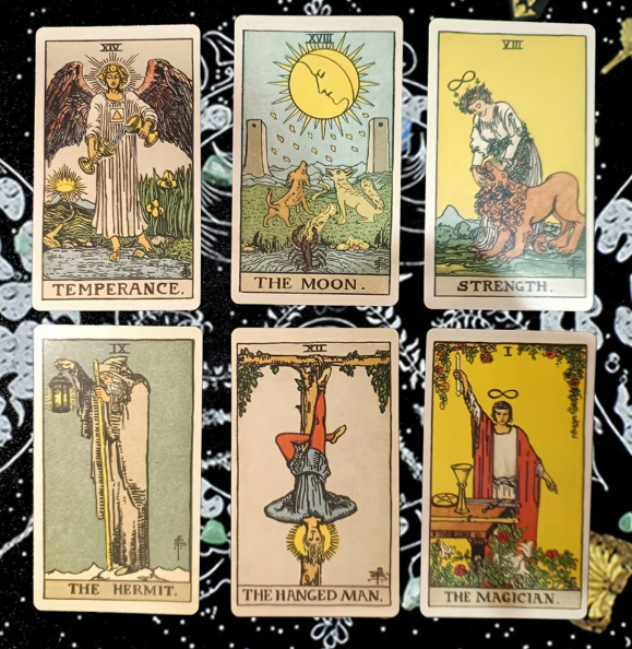 Lisslune | Traditional Tarot deck with 78 cards