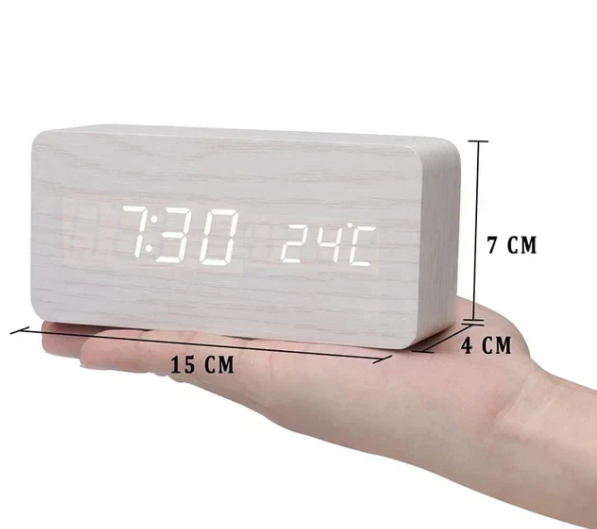 Lisslune | LED wooden watch with voice activation