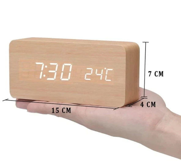Lisslune | LED wooden watch with voice activation