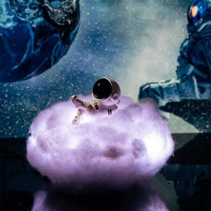 Lisslune | CosmicCloud - Astronaut Sky Night Lamp
