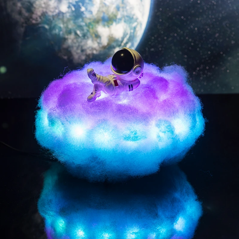 Lisslune | CosmicCloud - Astronaut Sky Night Lamp