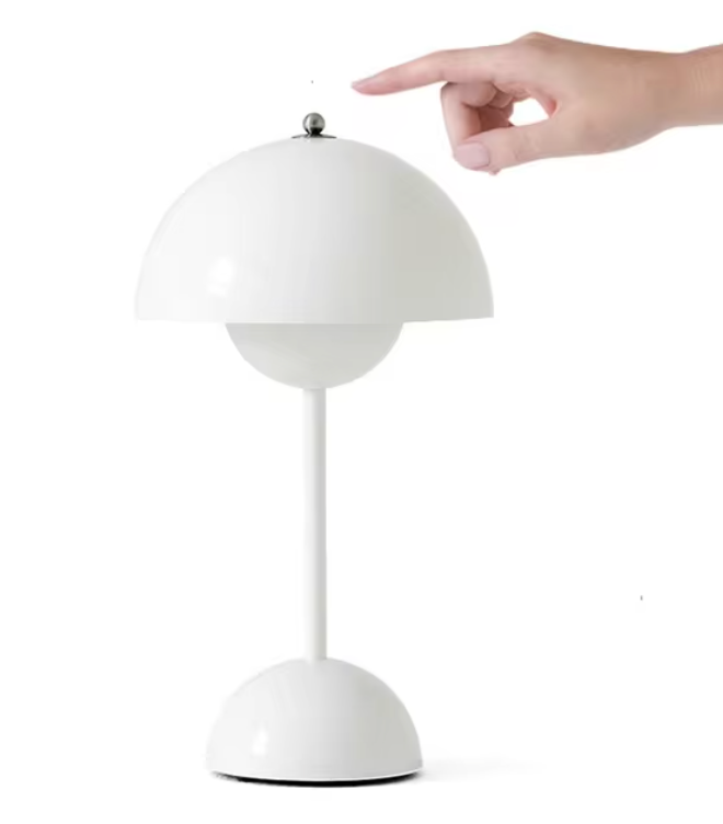 Lisslune | Bright Waves LED Table Lamp