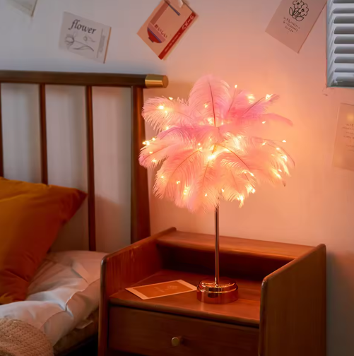 Lisslune | Feather lamp