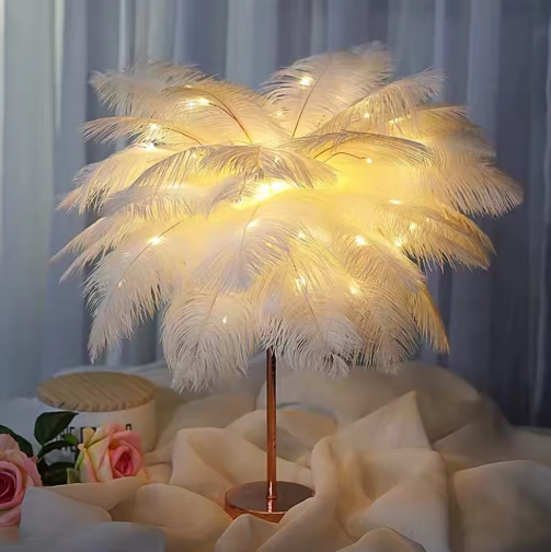 Lisslune | Feather lamp