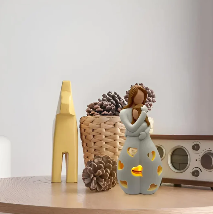 Lisslune | Symbolic Mother-and-Child Candle Holder