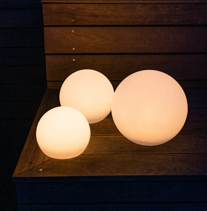 Lisslune | Round Garden Lamp