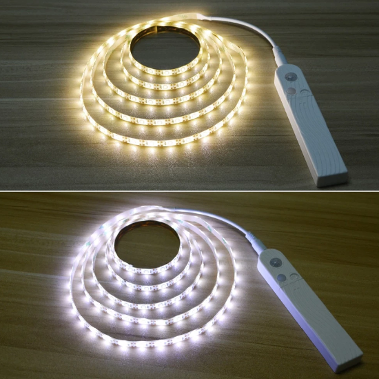 Lisslune | GlowTrack - Battery-operated motion sensor LED strip lights