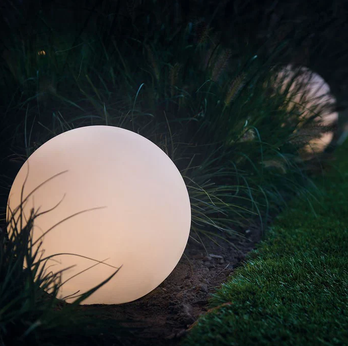 Lisslune | Round Garden Lamp