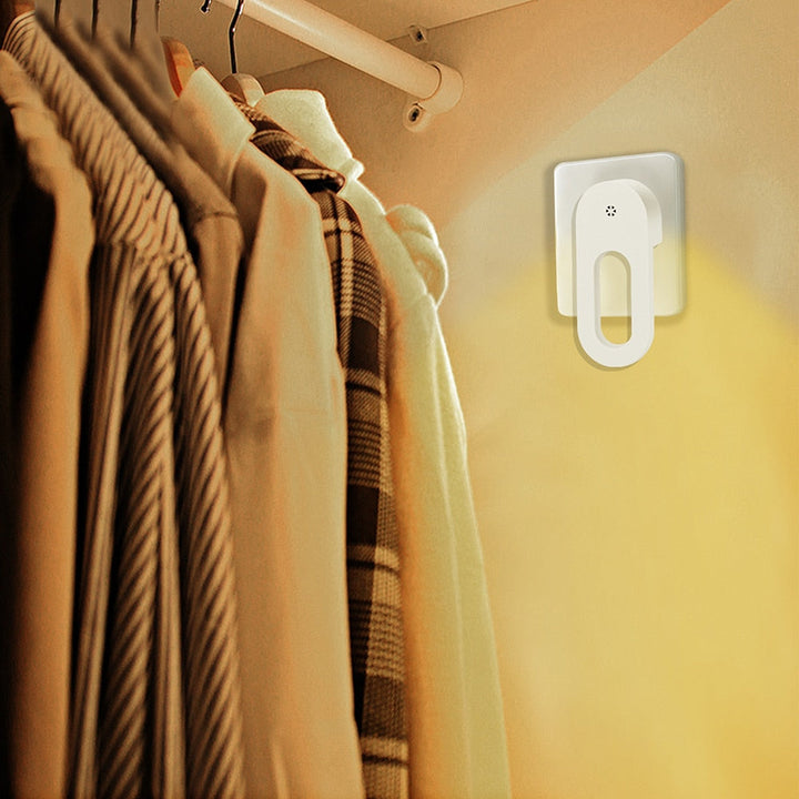 Lisslune | Twilight Sensor Energy Saving Socket Wall Night Light