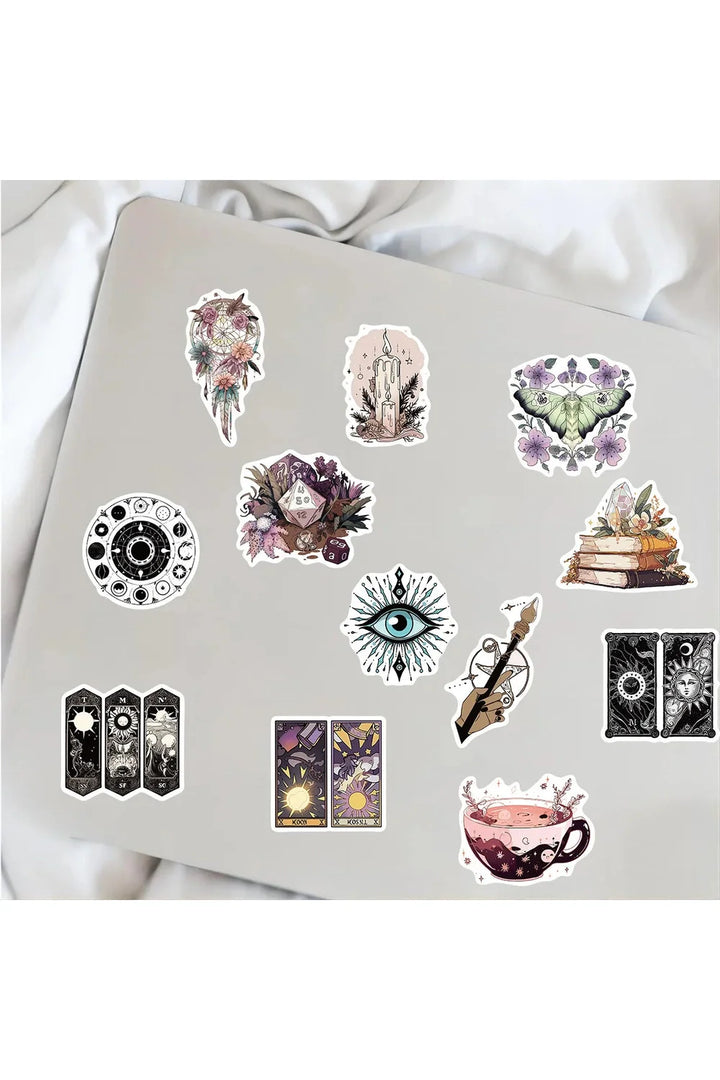 Lisslune | Witch Crystal Tarot Sticker