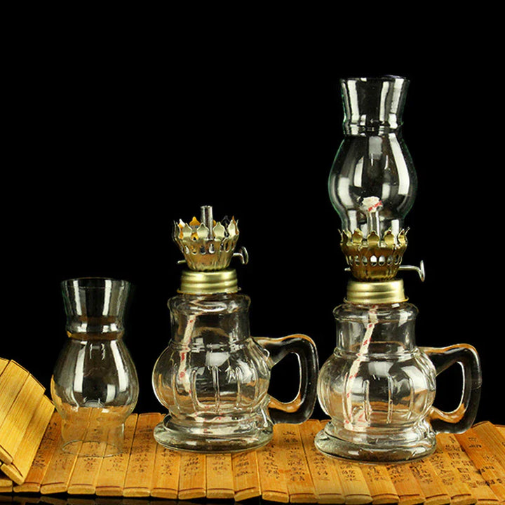 Lisslune | Vintage Kerosene Oil Lamp