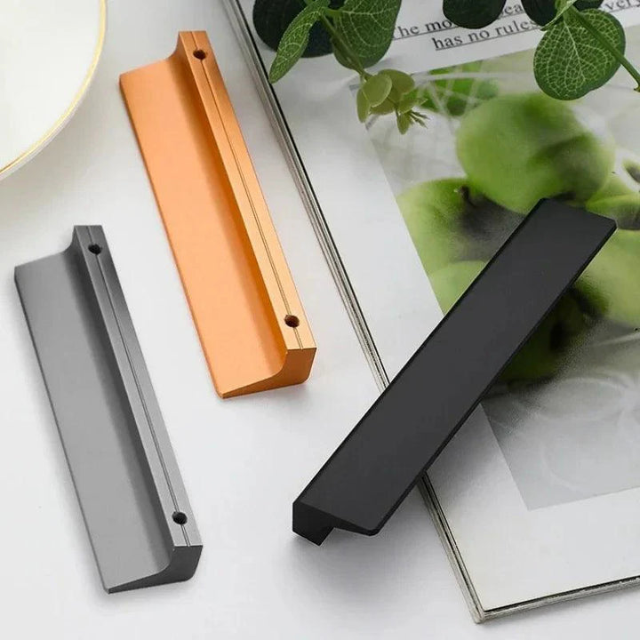Lisslune | Elegant Black and Gold Aluminium Cabinet Door Handle Set - 3 Pieces