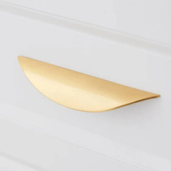 Lisslune | Elegant Gold Leaf Cabinet Handles: A stylish accent for modern spaces