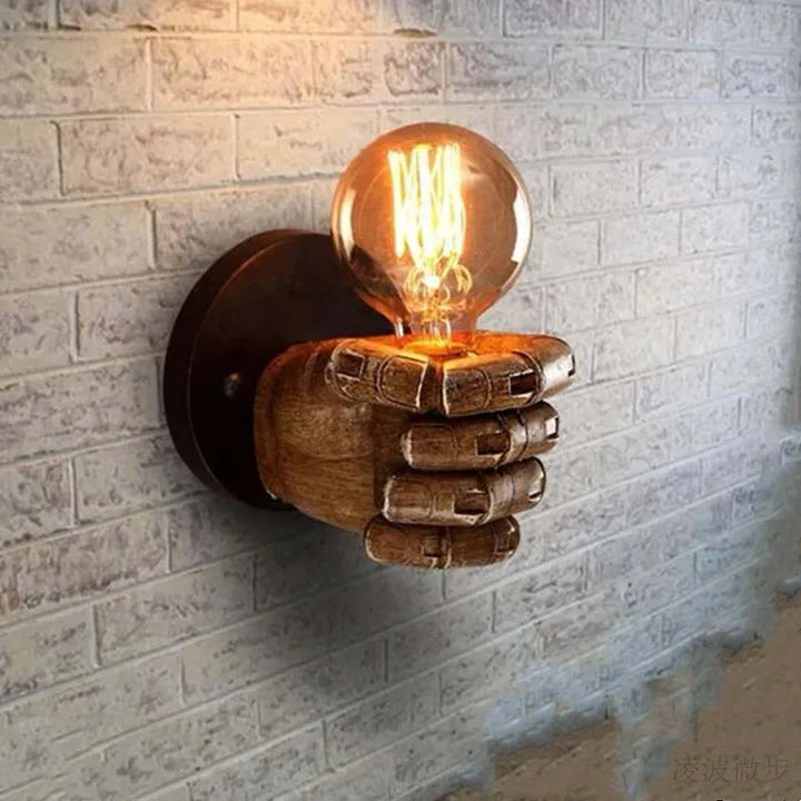 Lisslune | Wall Fist Lamp