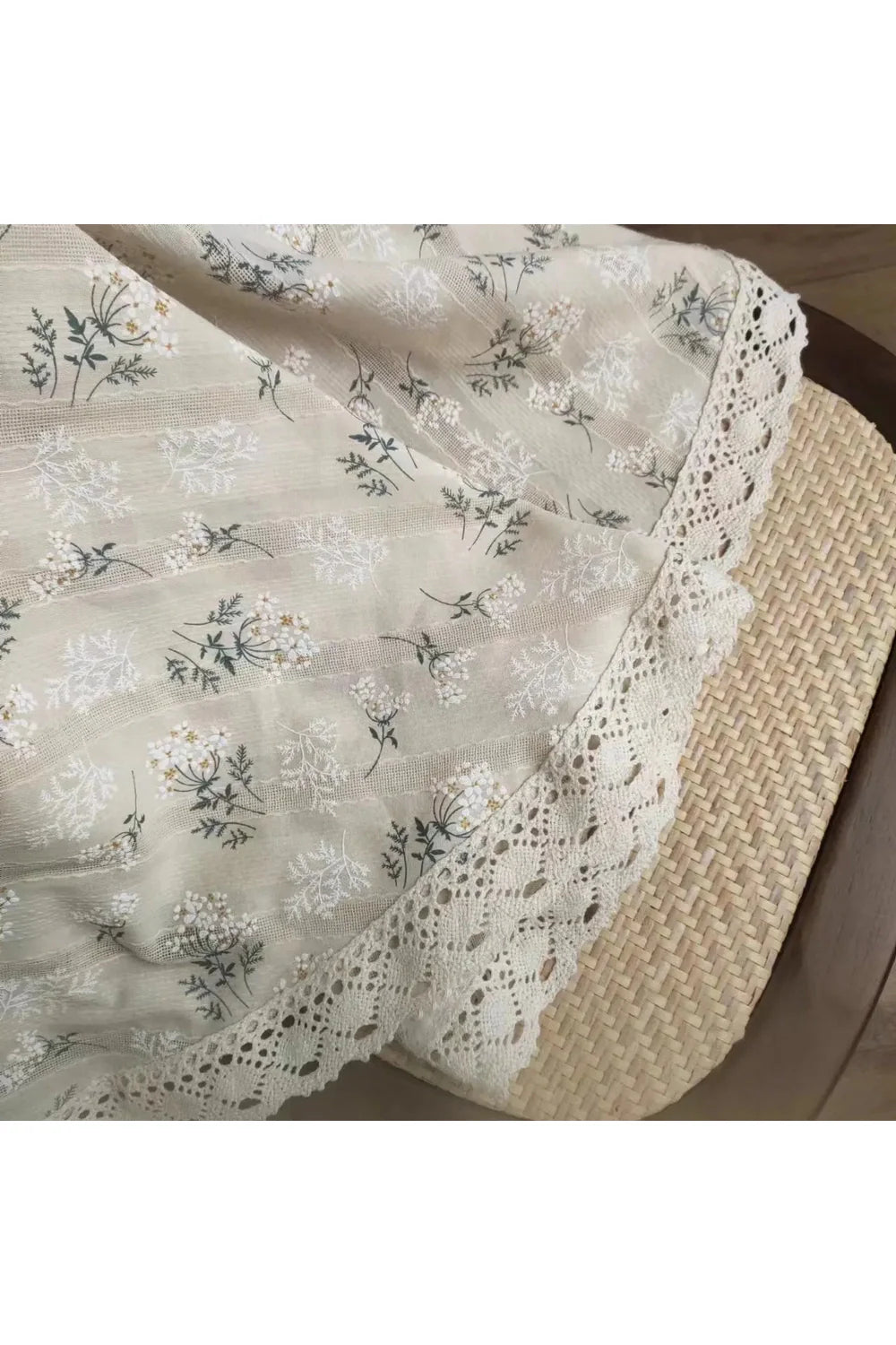 Lisslune | Dreams Tablecloth
