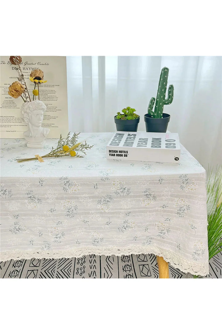 Lisslune | Dreams Tablecloth