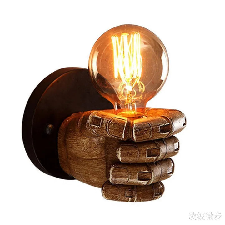 Lisslune | Wall Fist Lamp