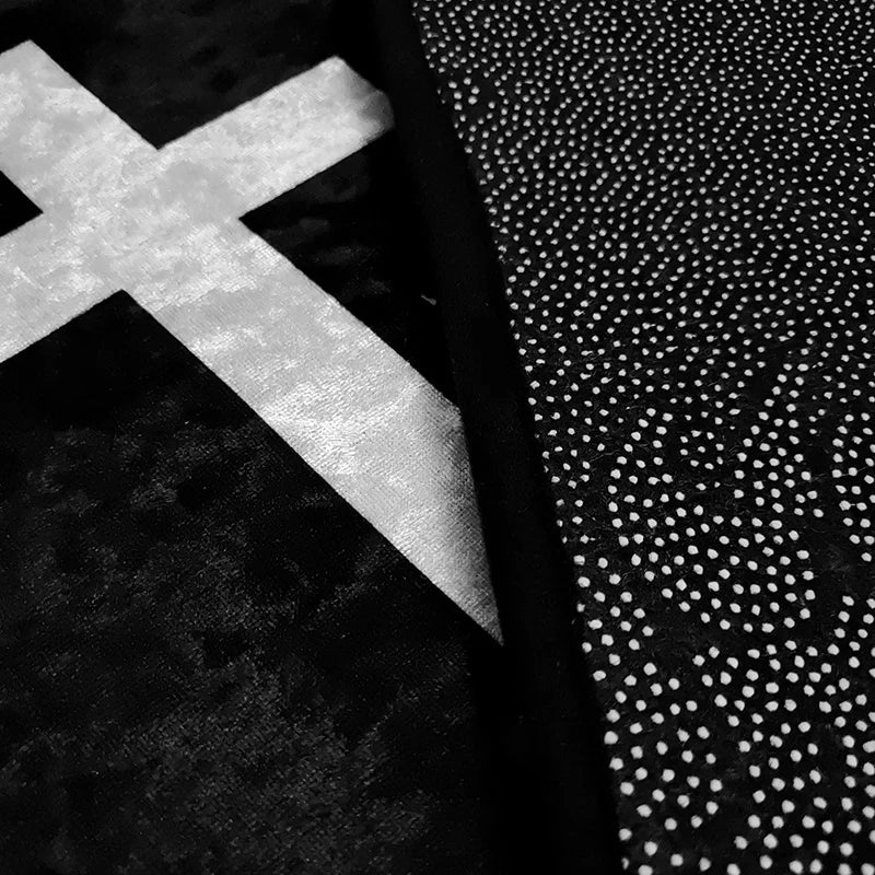 Rynx | Cross Black White Minimalist Rug Comfortable Refreshing Bedroom Decoration Rugs Dirty Easy to Clean Hallway Rug Wallpaper IG