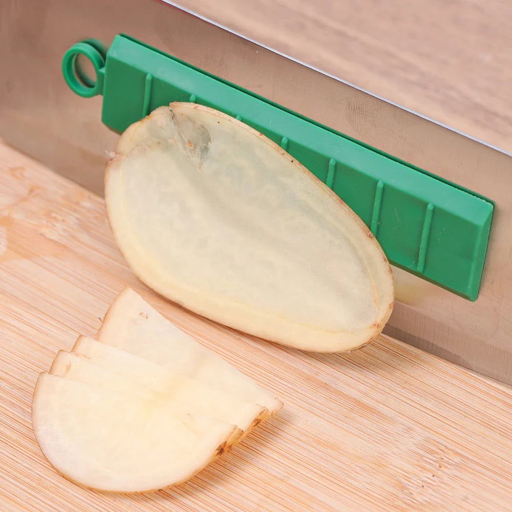 Lisslune | Non-Stick Cutting Aid for the Kitchen 2-Pack